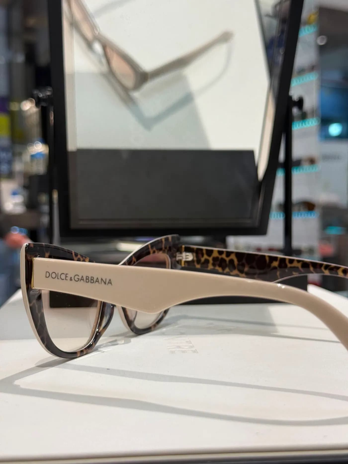 Dolce & Gabbana DG-01