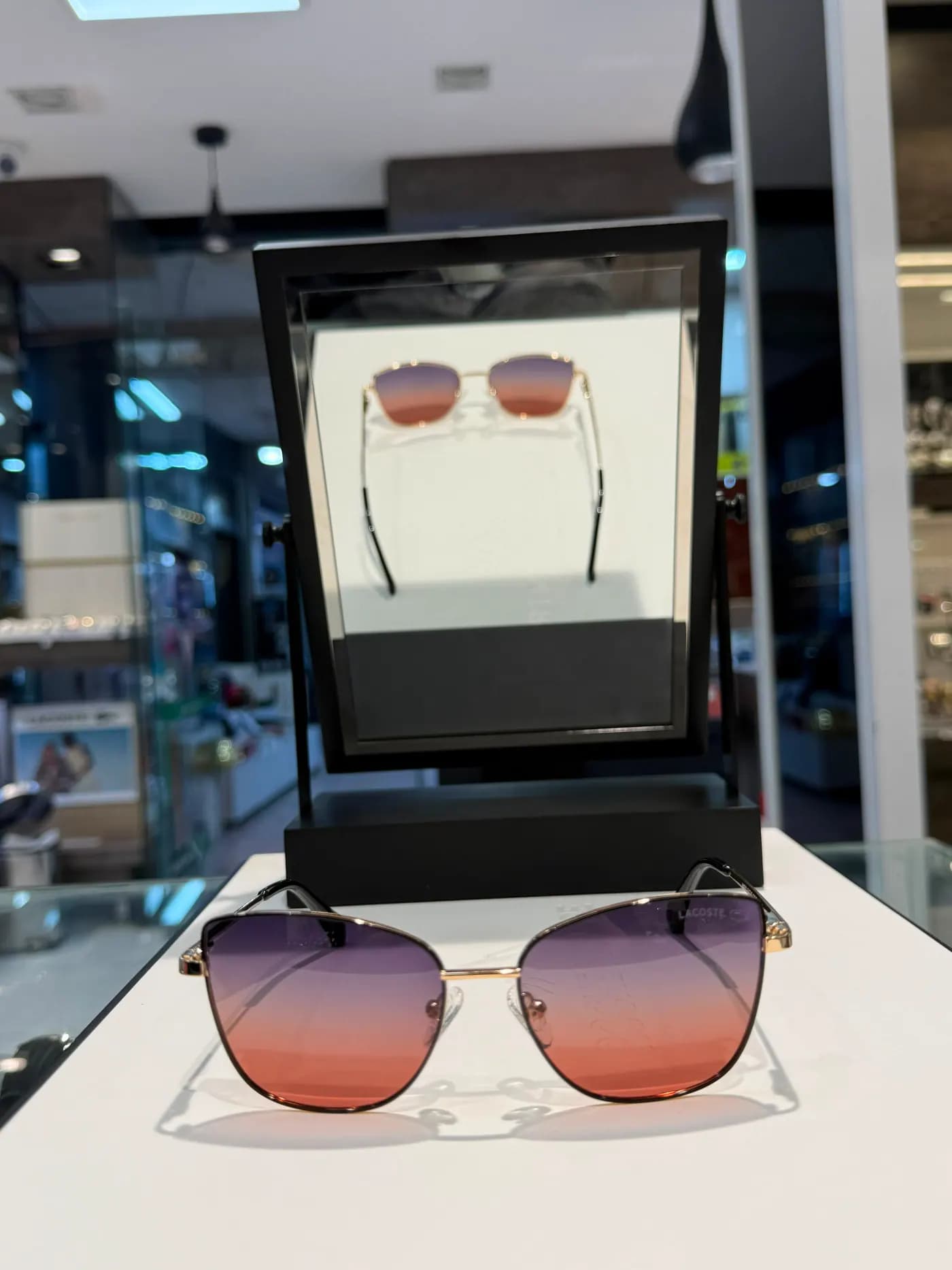 Lacoste LC-57