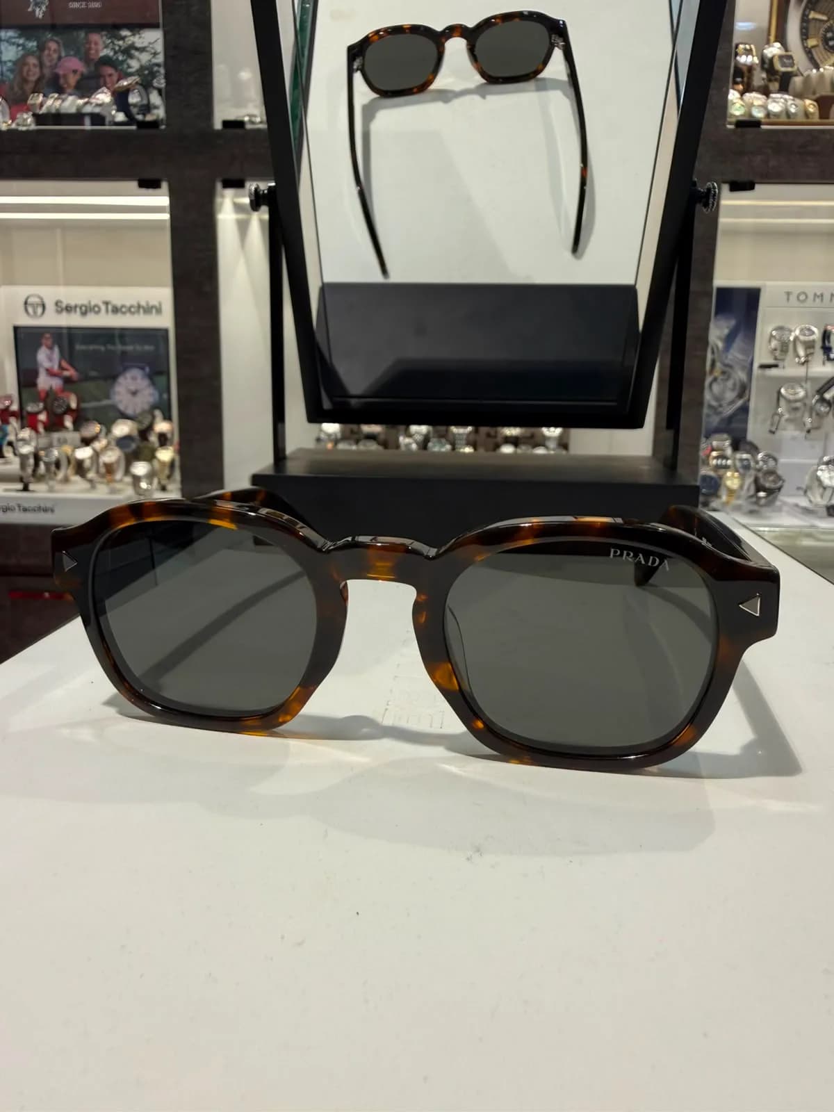 Prada PR-06