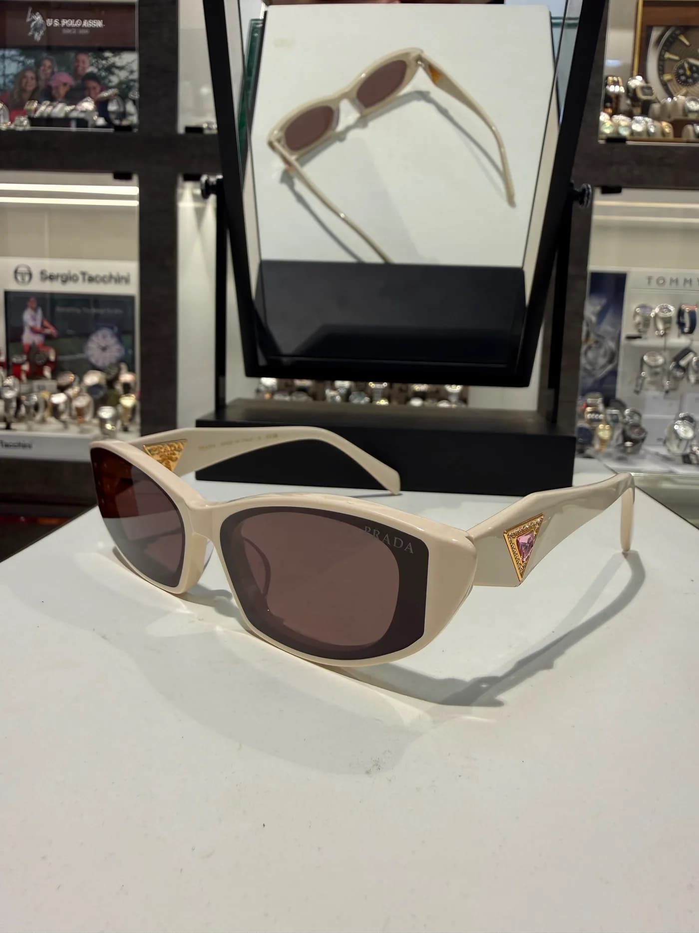 Prada PR-13