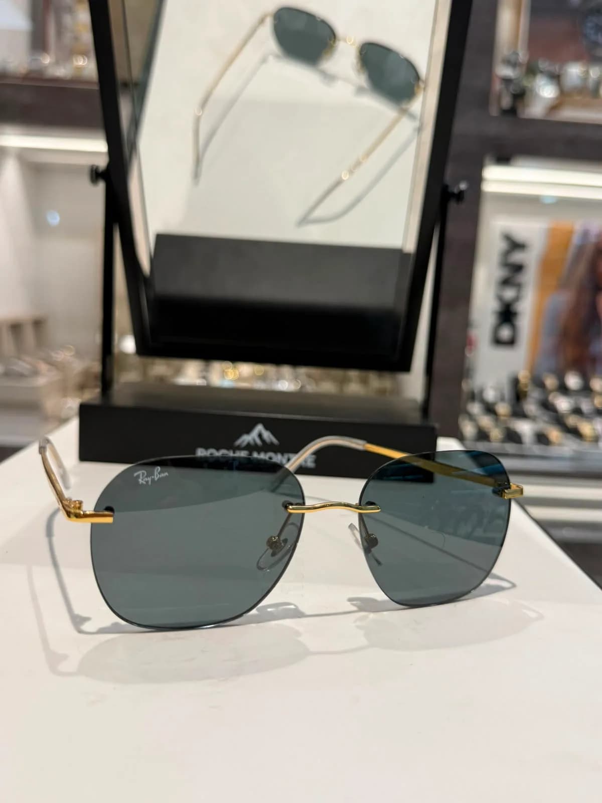 Ray-Ban RB-04