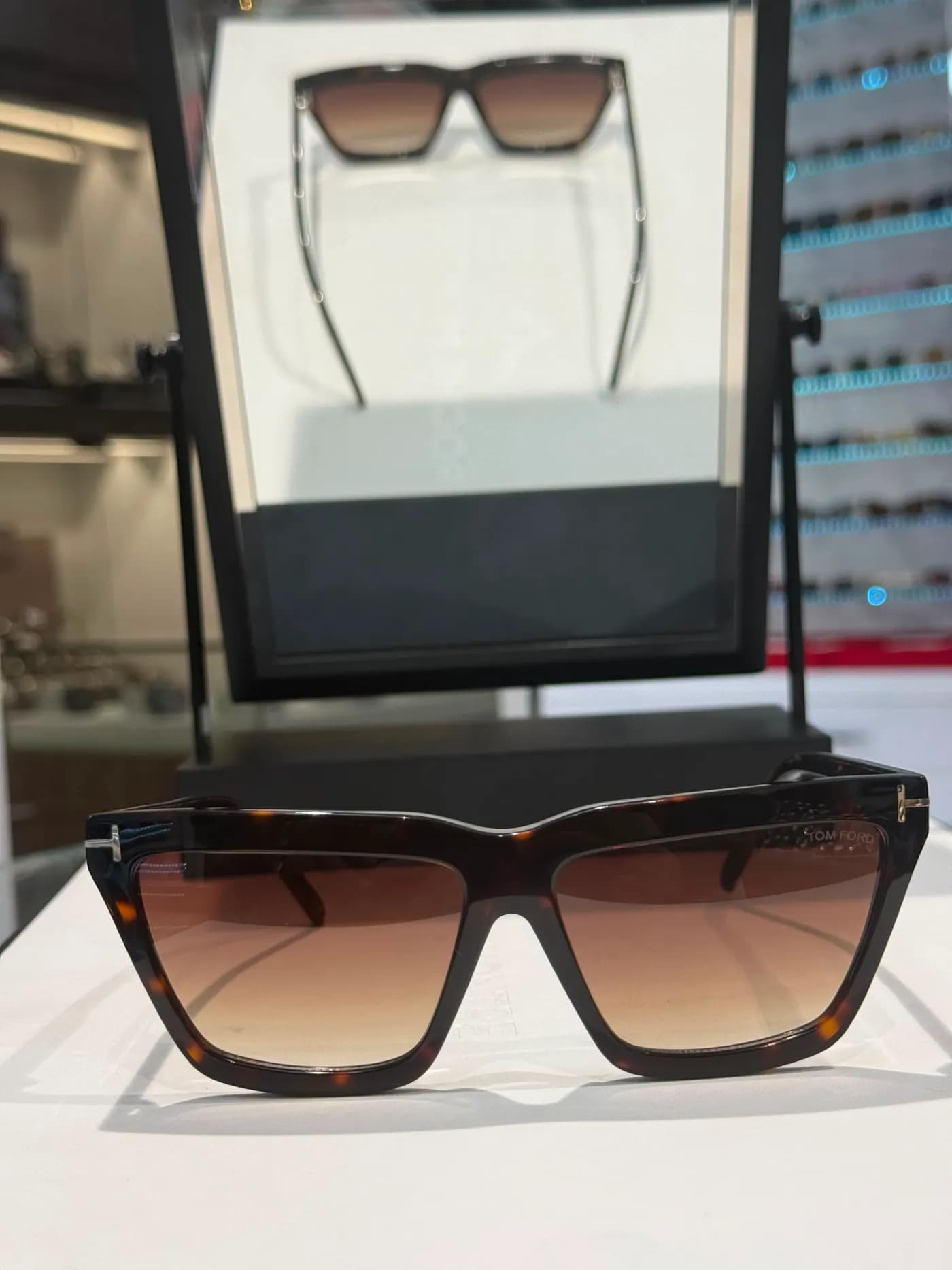Tom Ford TF-42