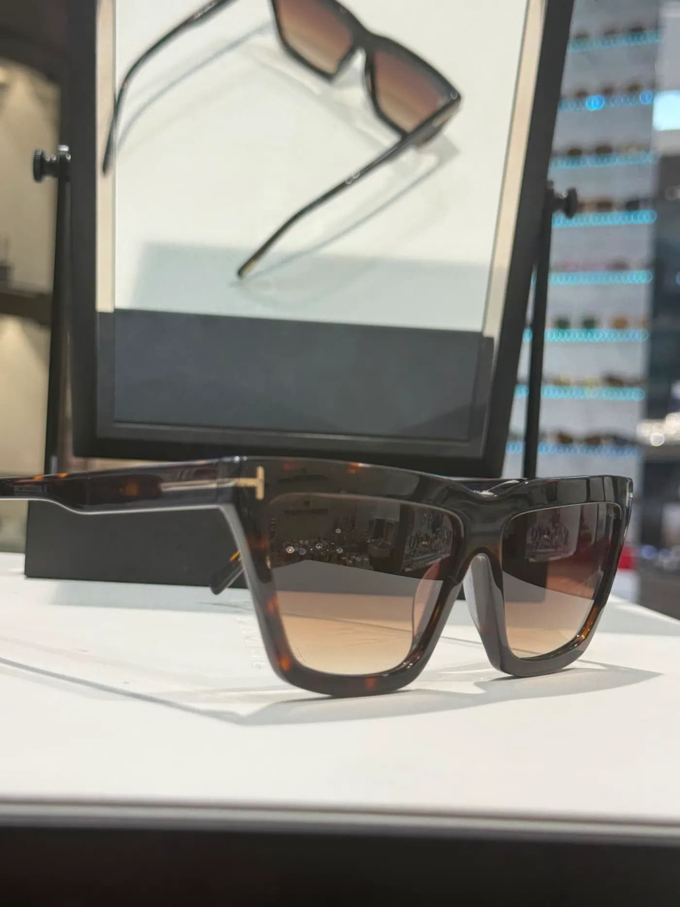 Tom Ford TF-43