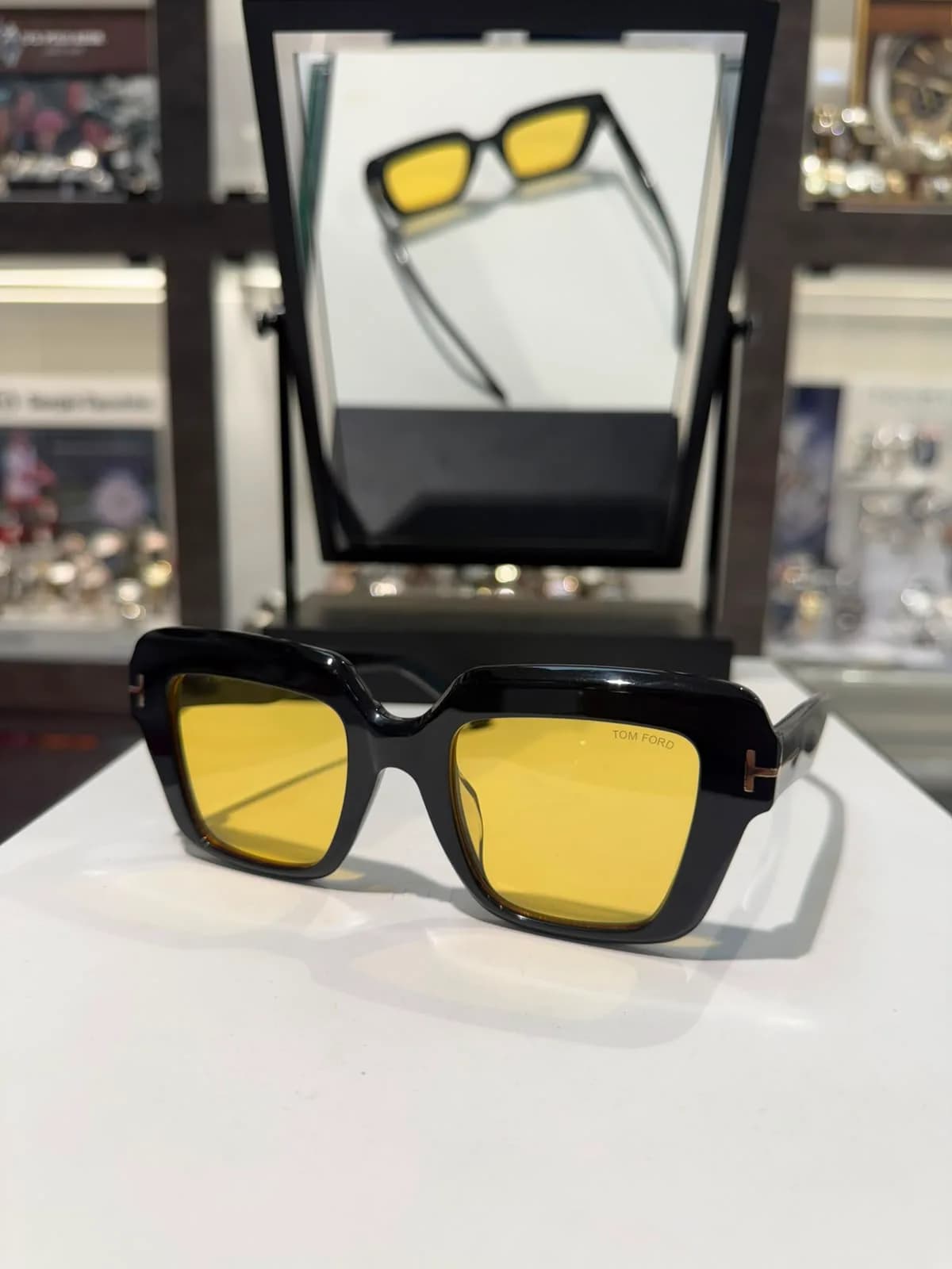 Tom Ford TF-18