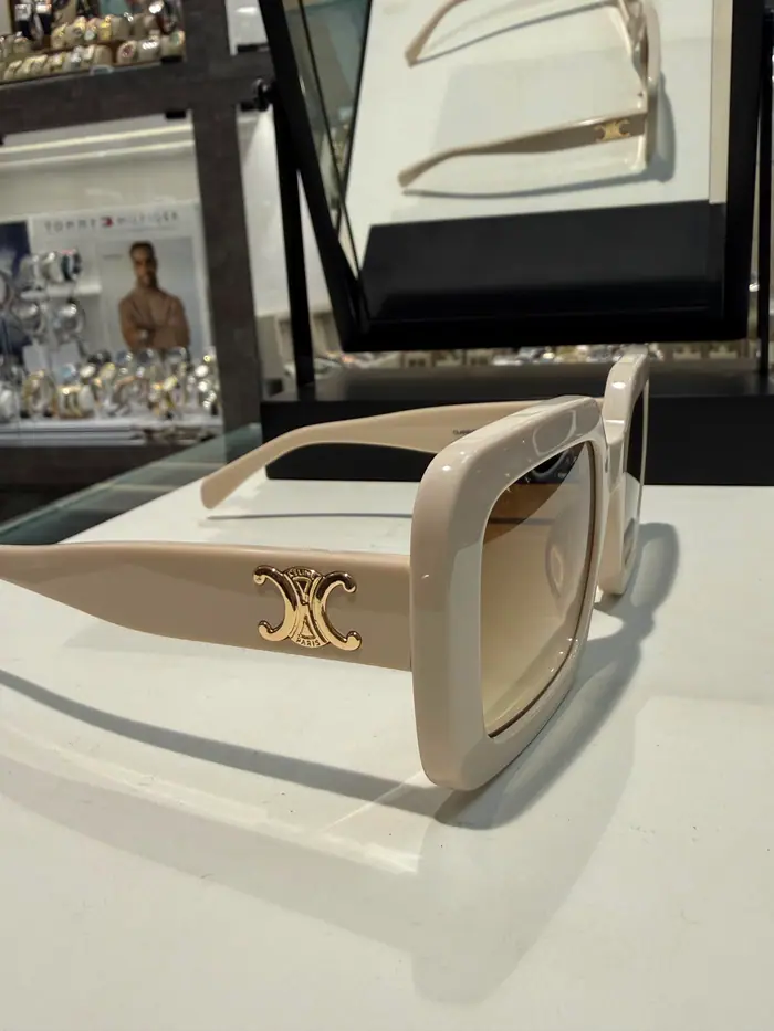 Celine CL-05