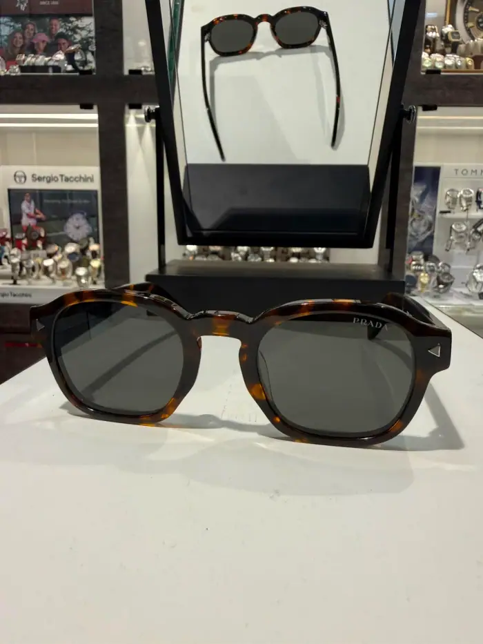 Prada PR-06