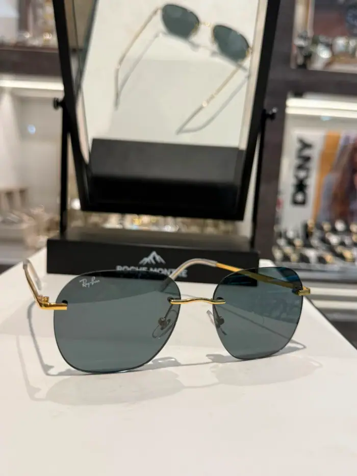 Ray-Ban RB-04